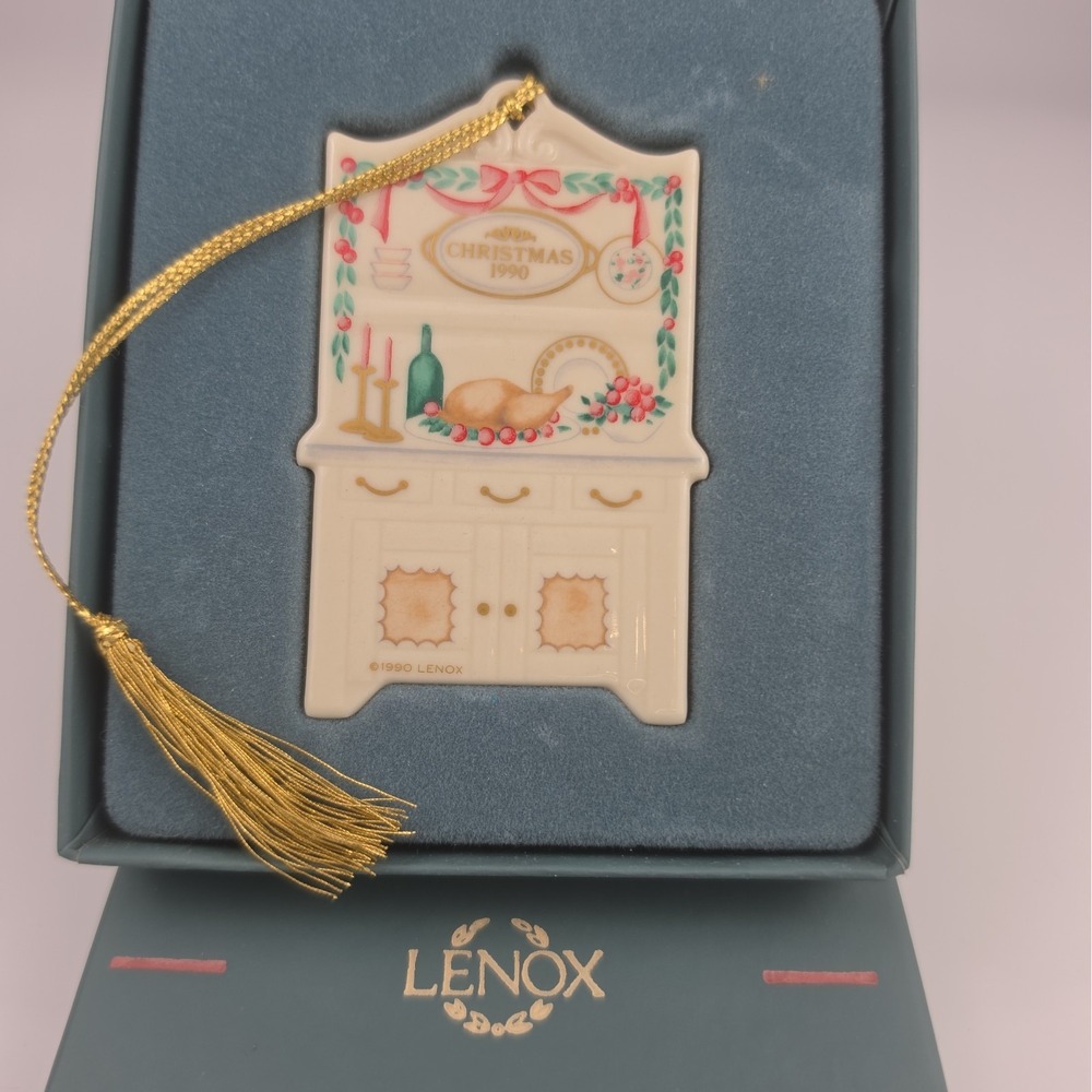 NOS LENOX Ornament Holiday Homecoming Collection Hutch 1990 w/Box